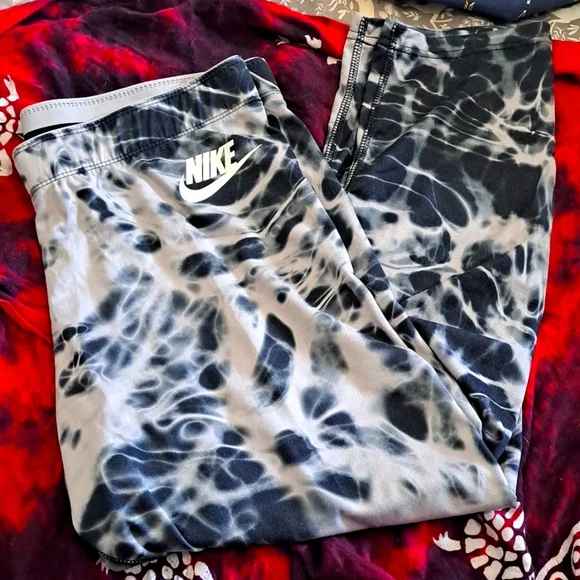 NIKE LARGE YOGA PANTS - Picture 1 of 1